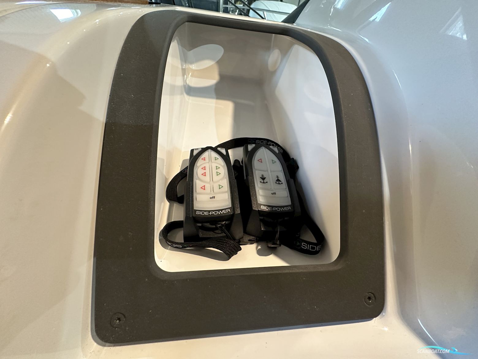 Begagnad Aquador 28 HT -21