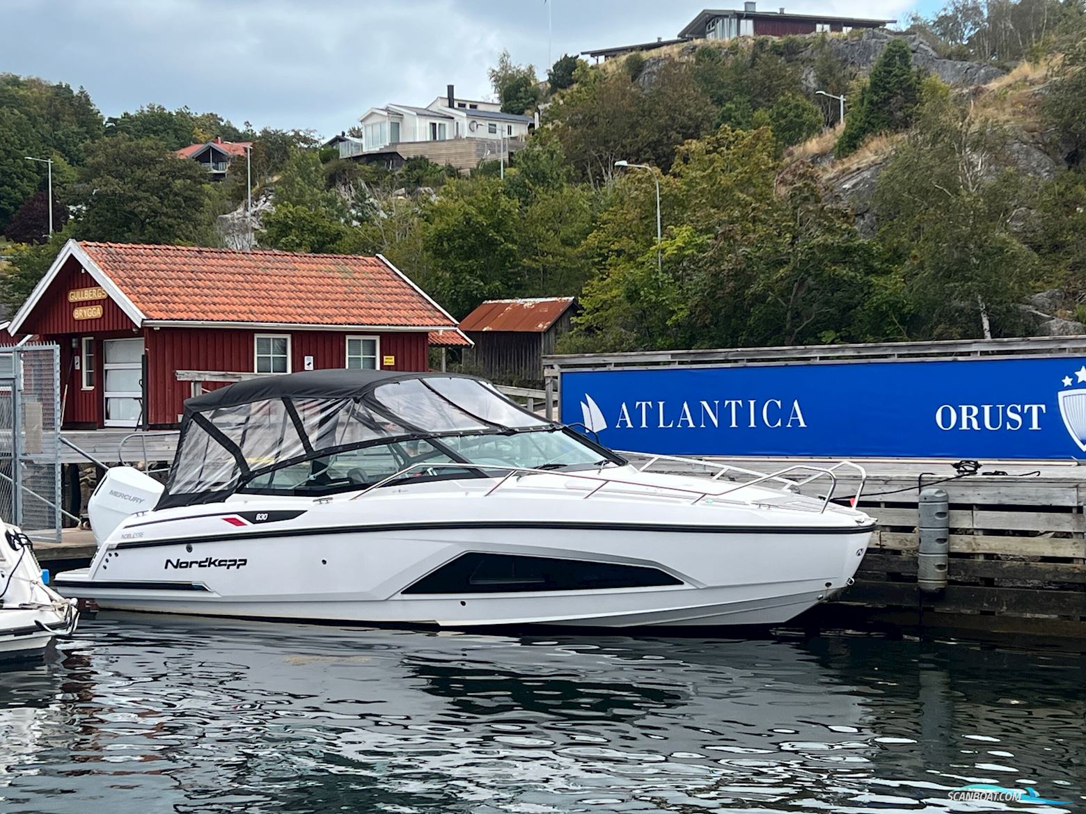 Begagnad Nordkapp Noblesse 830 -23 Motorbåd , Sverige