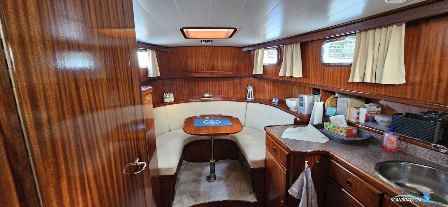 Bekebrede Danish Rose 11.20 AK Cabrio