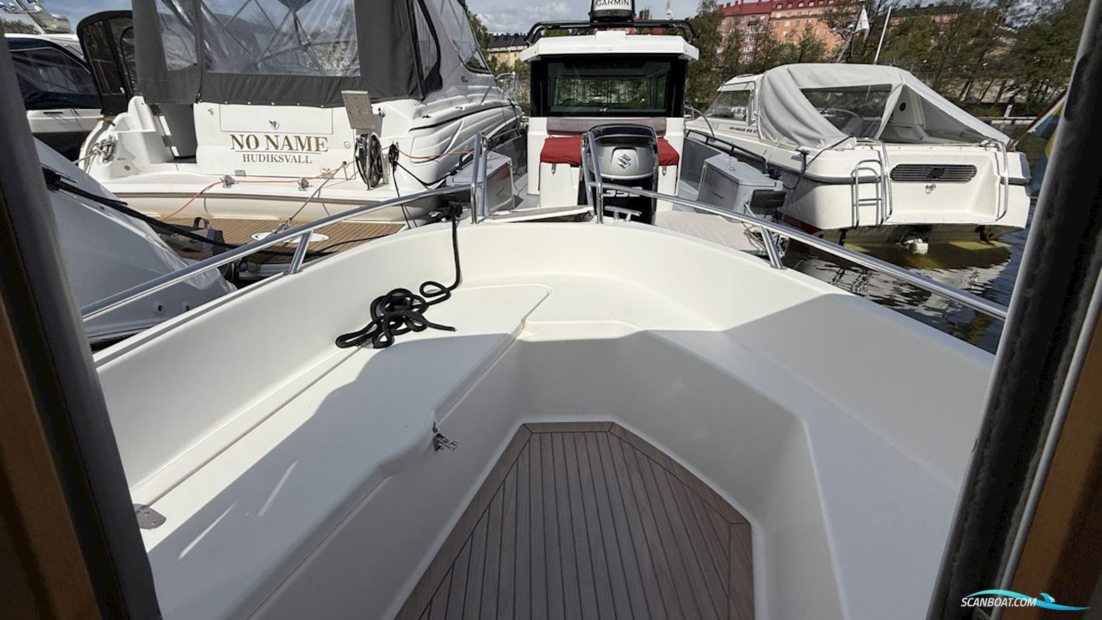 Bella 580 C