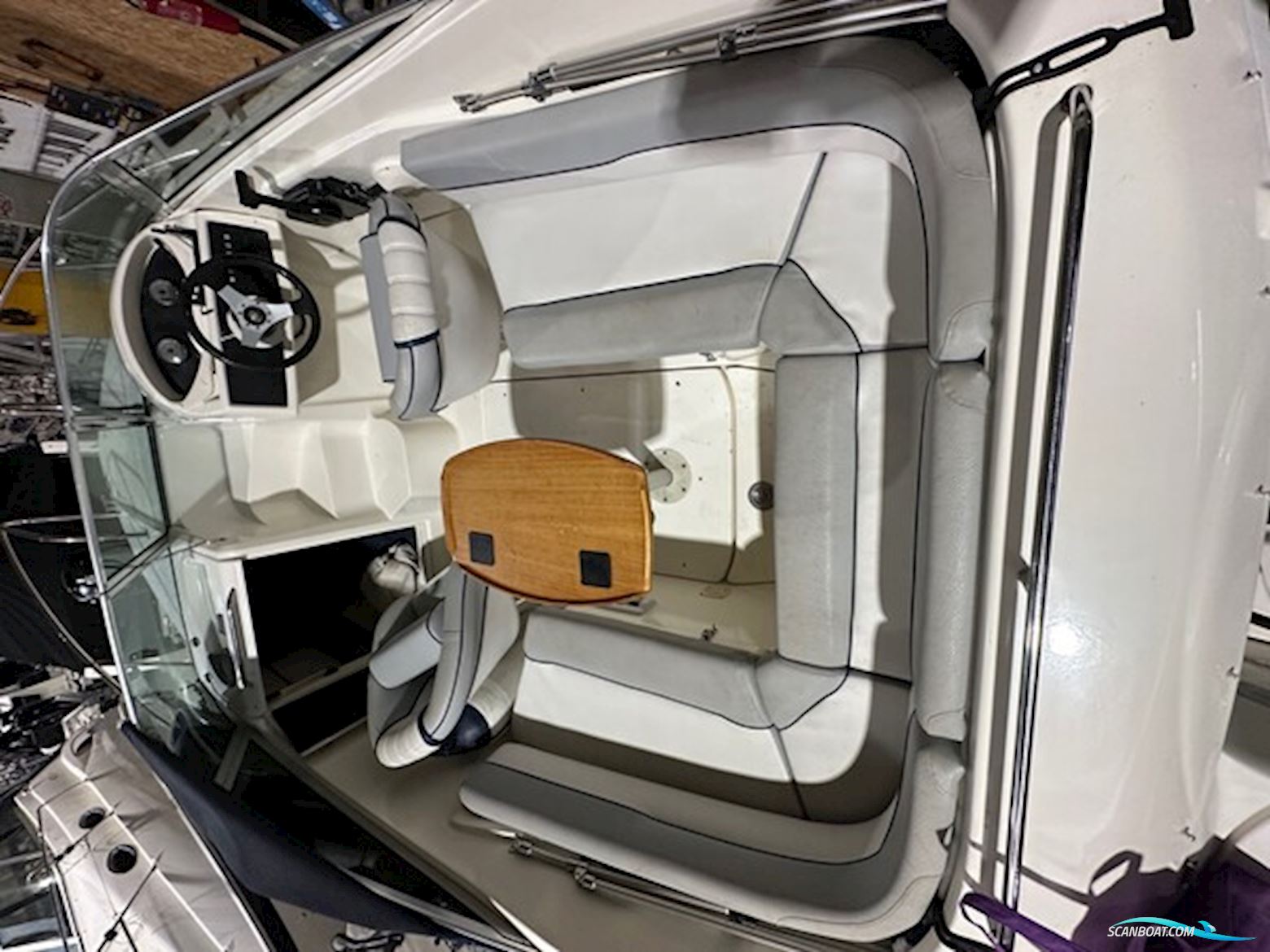 Bella 620 DC – 2005 Med Mercury 115 HK EFI – 2018 • Super velholdt kvalitets-dagcruiser