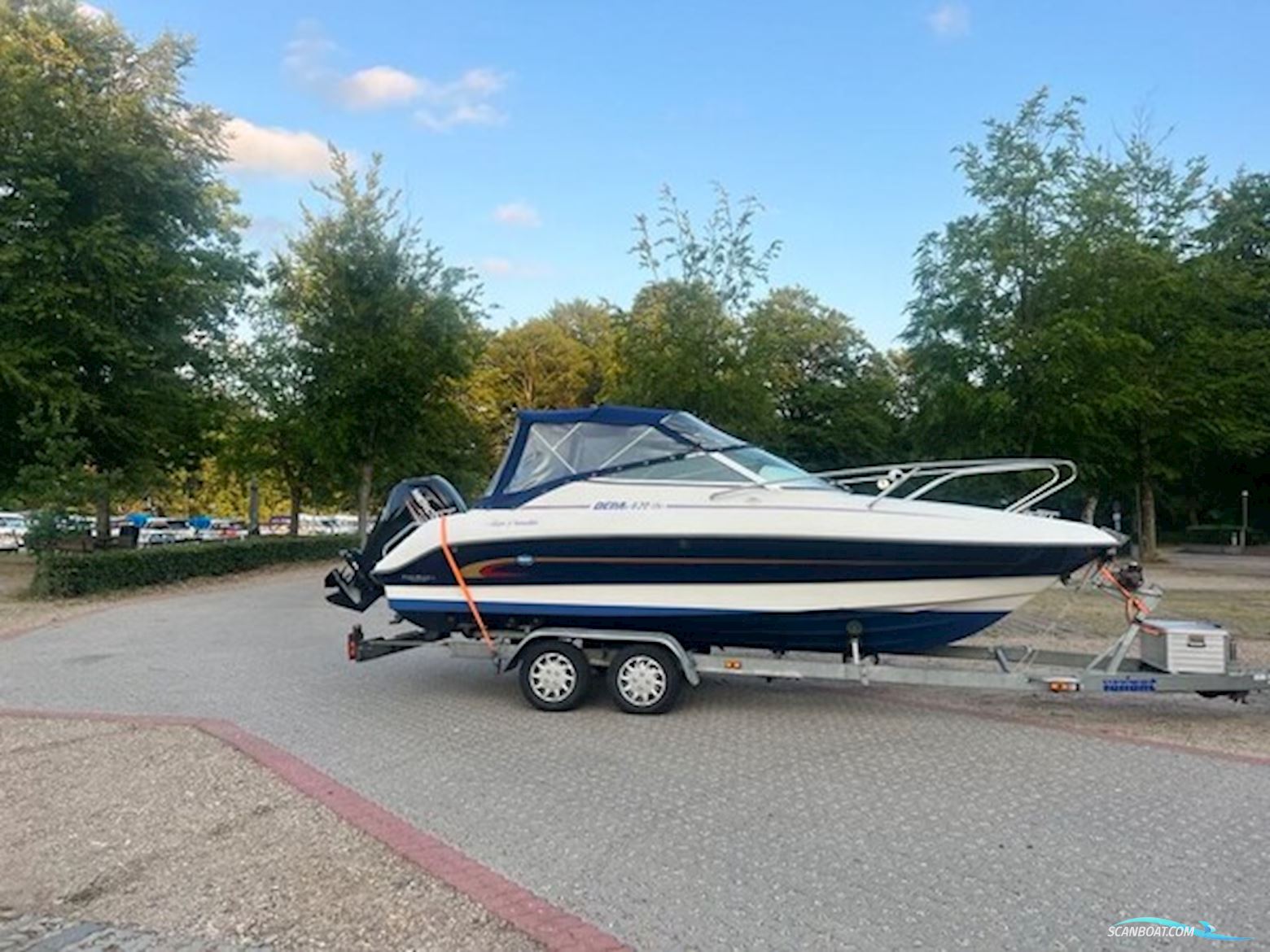 Bella 620 DC – 2005 Med Mercury 115 HK Efi – 2018 • Super Velholdt Kvalitets-Dagcruiser