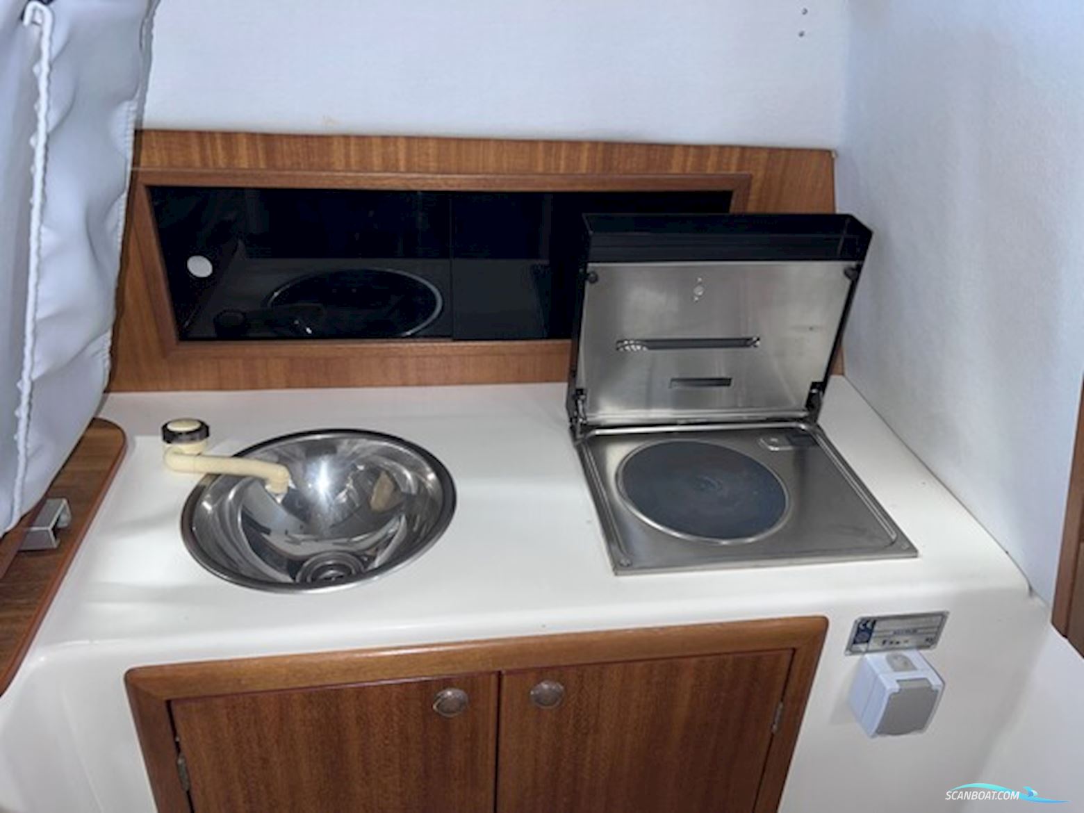 Bella 655, MerCruiser 4.3 V6 EFI