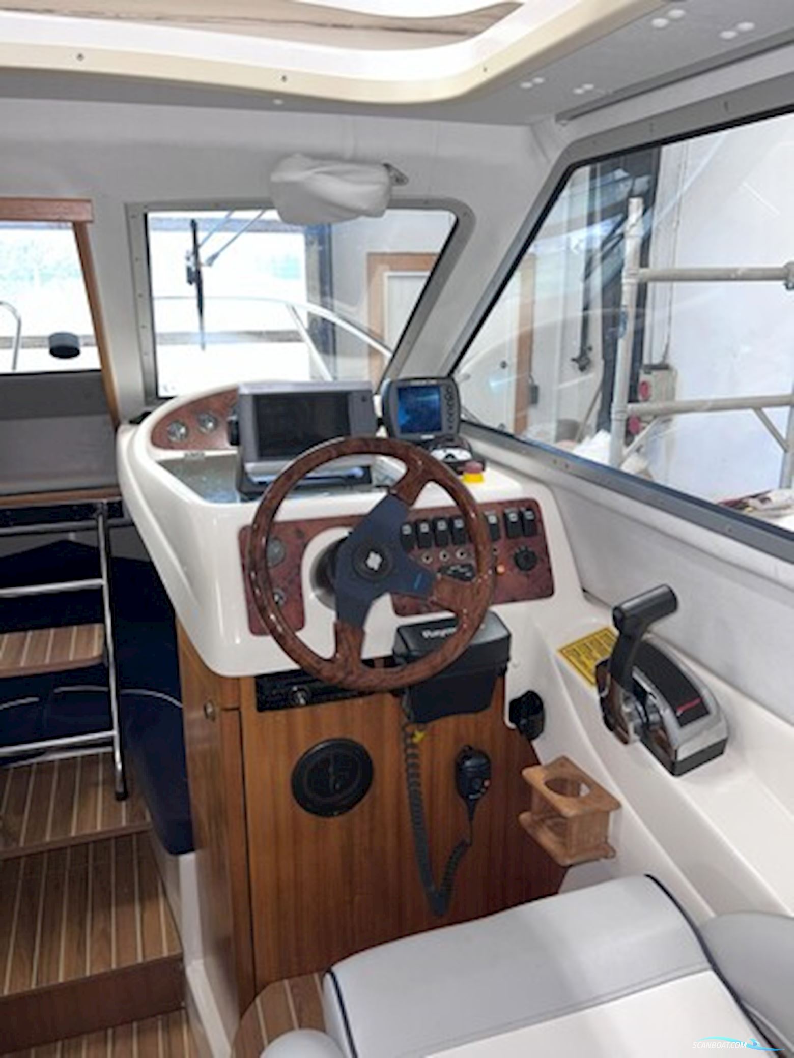 Bella 655, MerCruiser 4.3 V6 EFI