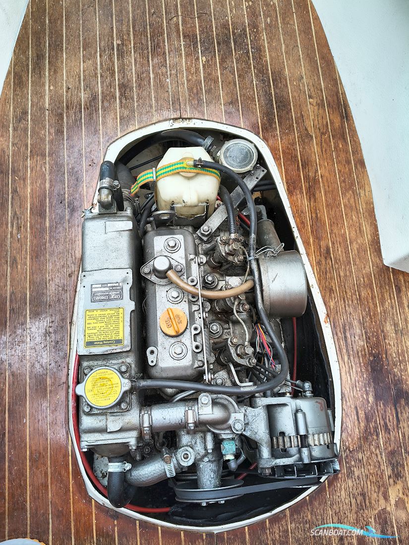 Bella 700