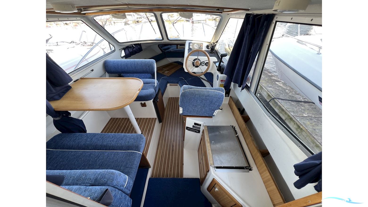 Bella 703