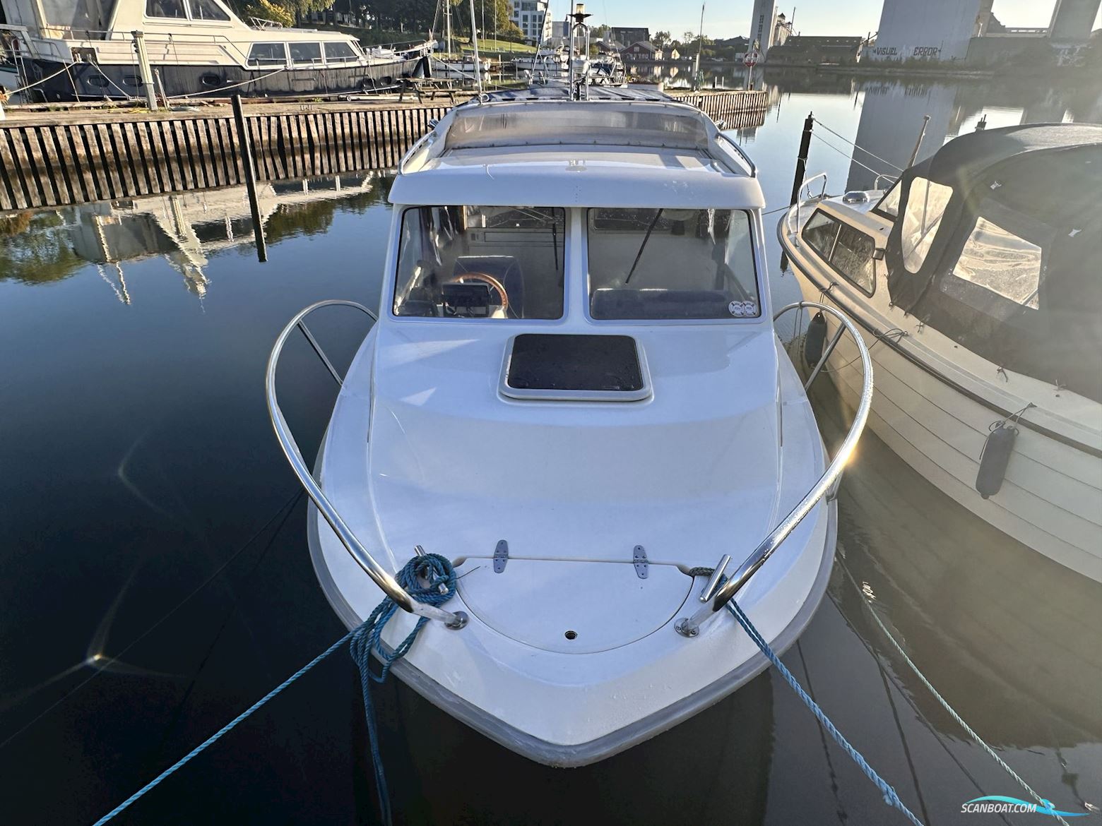 Bella 703