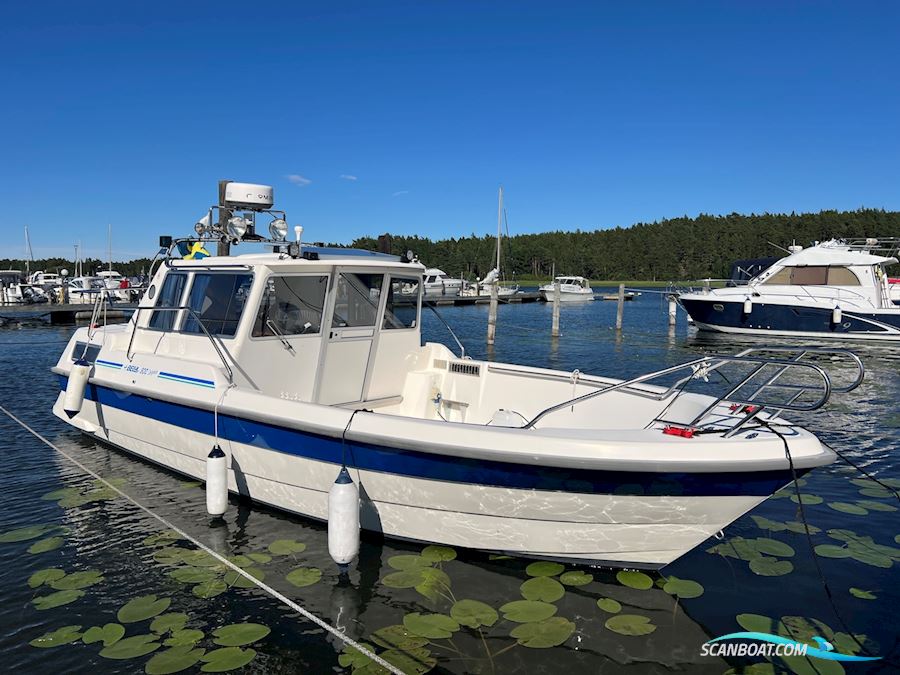 Bella 800 Delphin Motorbåd 2001, med Yamnar 4Lha-Dte motor, Sverige
