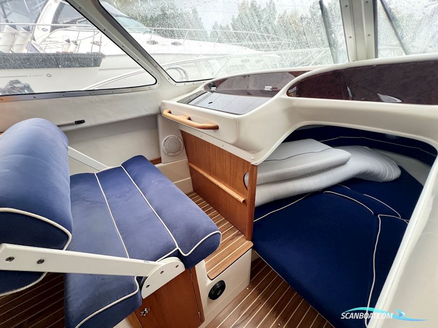 Bella Falcon 26