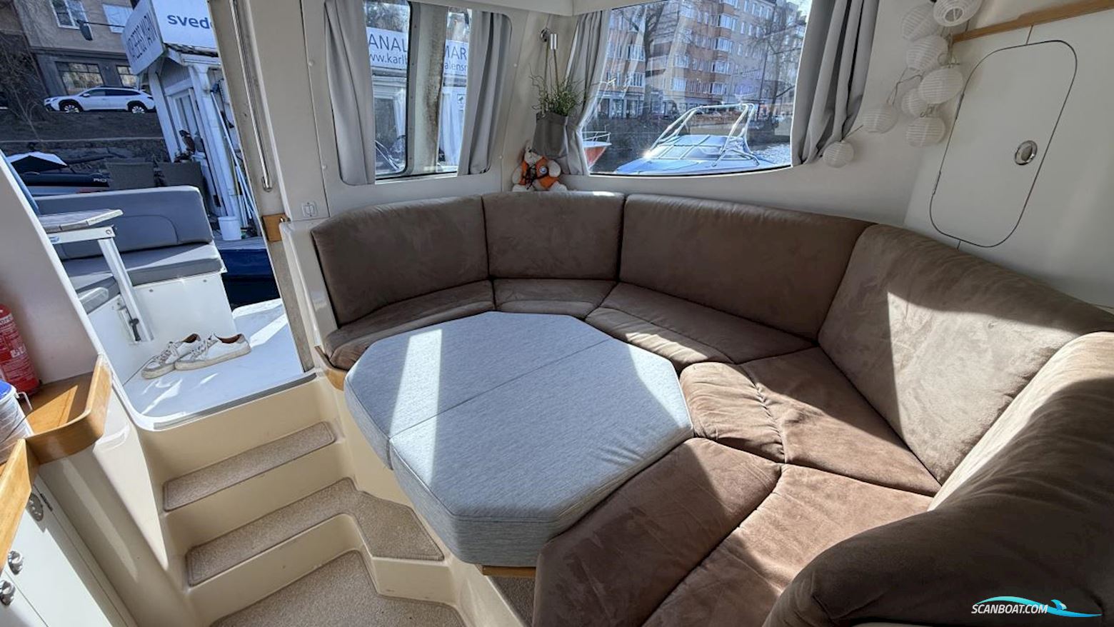 Bella Falcon Falcon 35