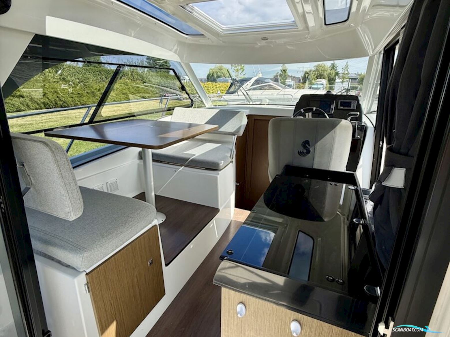 Beneteau  Antares 9