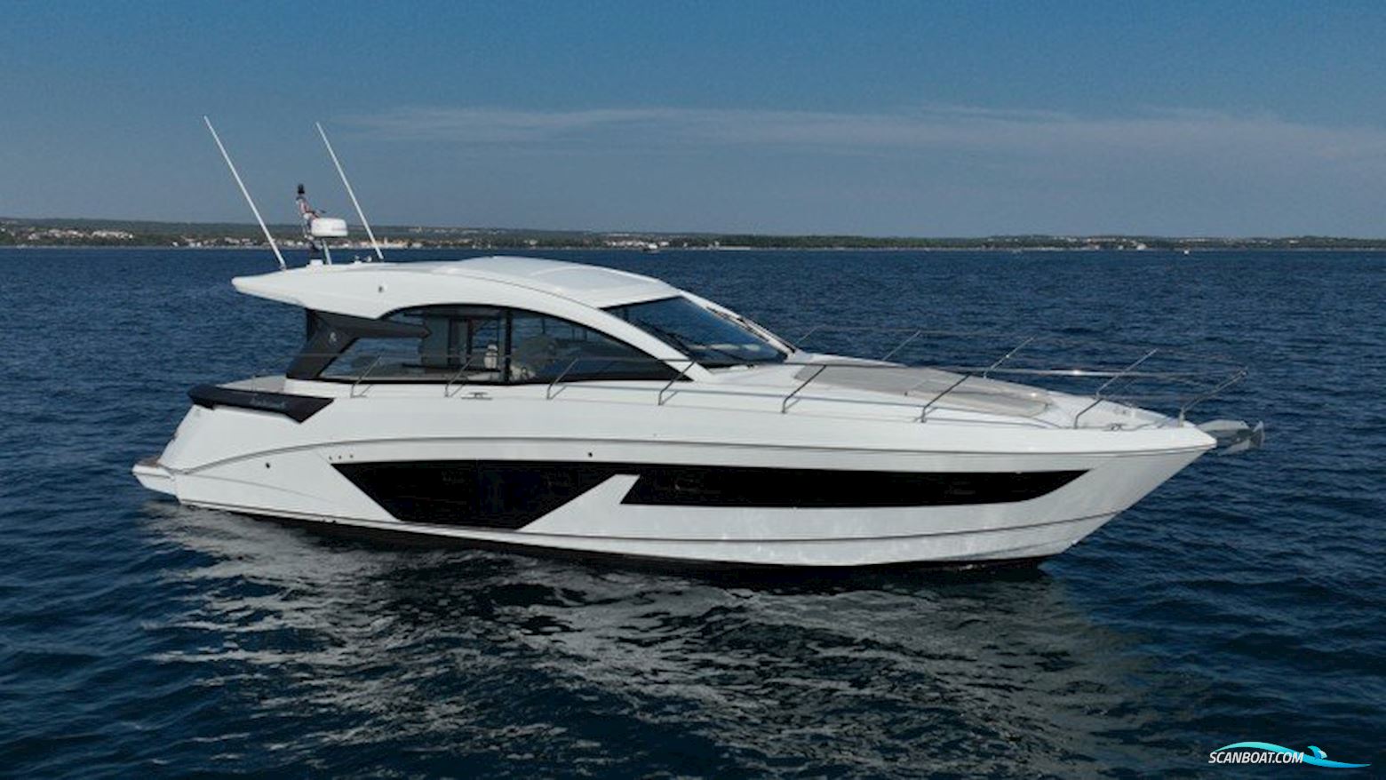 Beneteau 45 Gran Turismo Motorbåd 2022, med Volvo Penta D6-380 motor, Kroatien