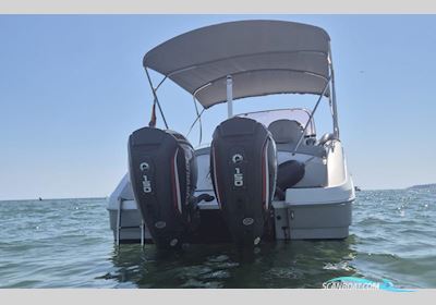 Beneteau 750 Flyer Sundeck Motorbåd 2010, med Evinrude motor, Holland