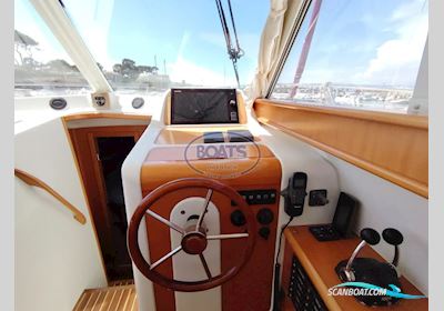 Beneteau Antares 10.80 Motorbåd 2006, med Volvo motor, Frankrig