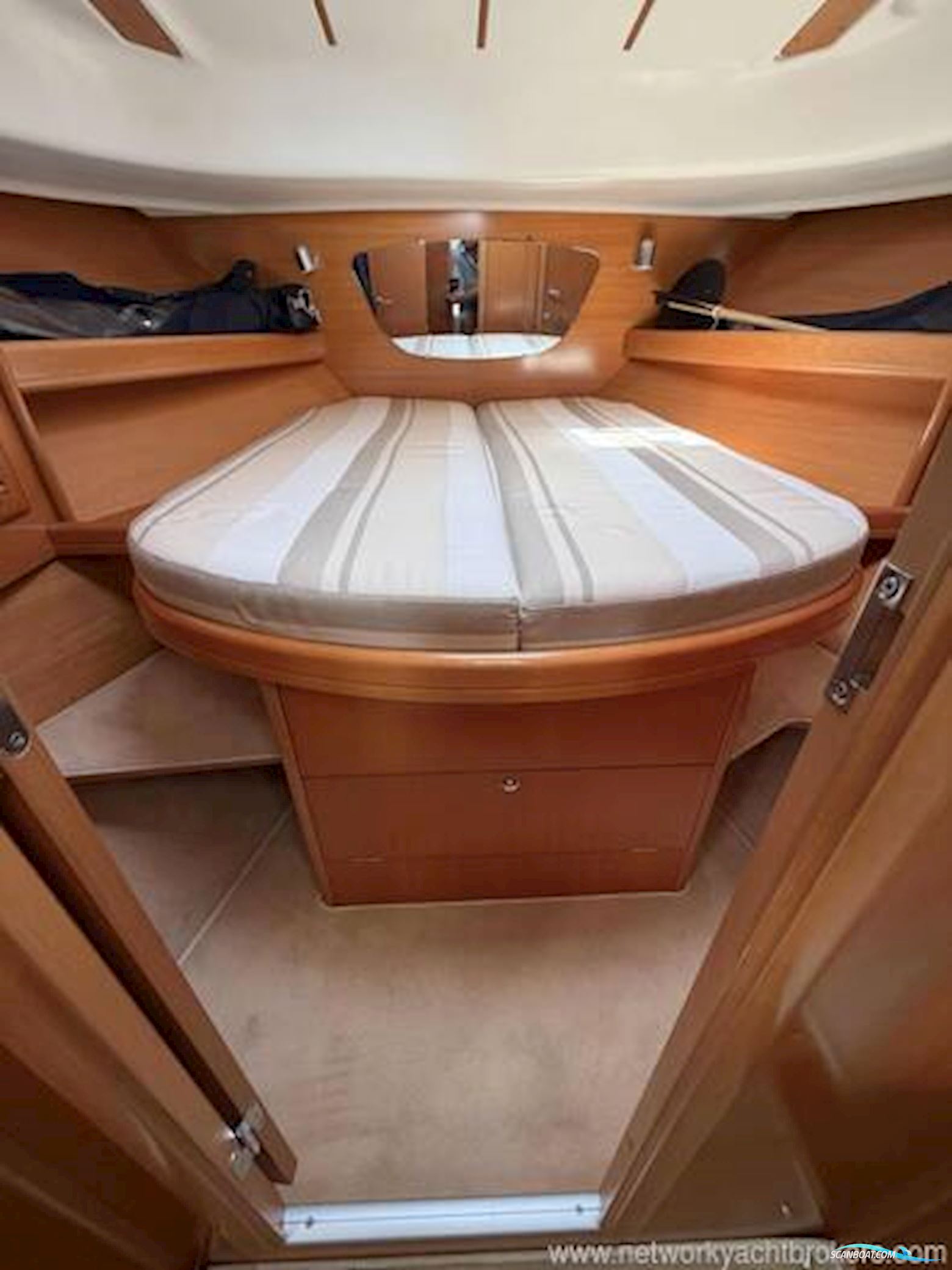 Beneteau Antares 10.80