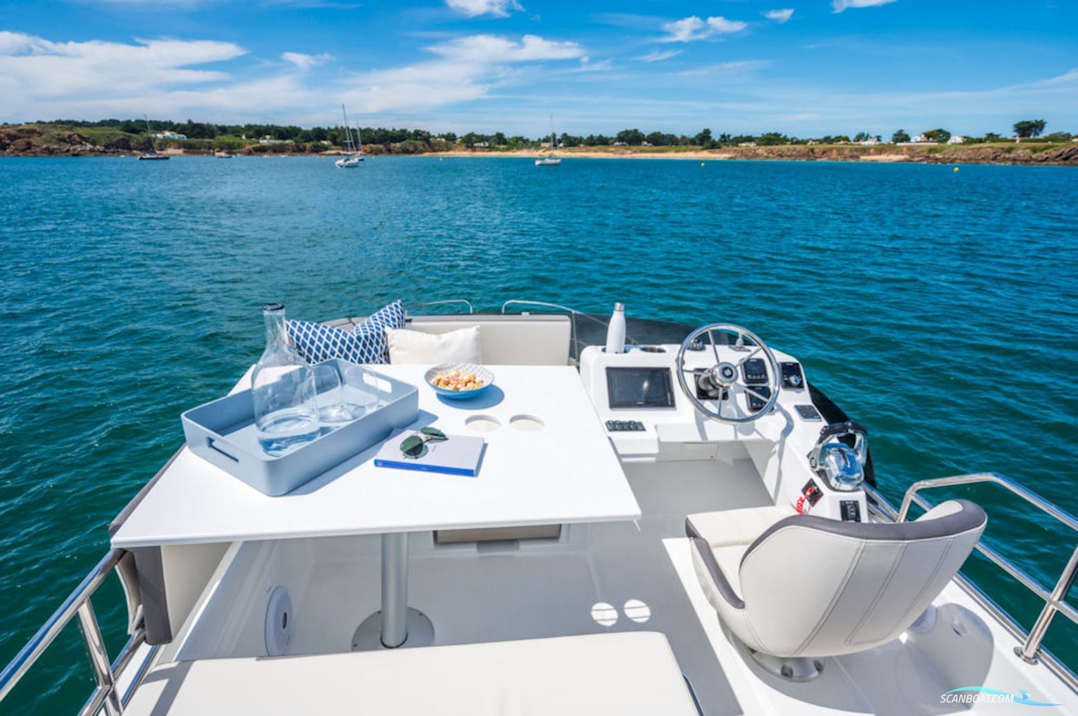 Beneteau Antares 11 Fly