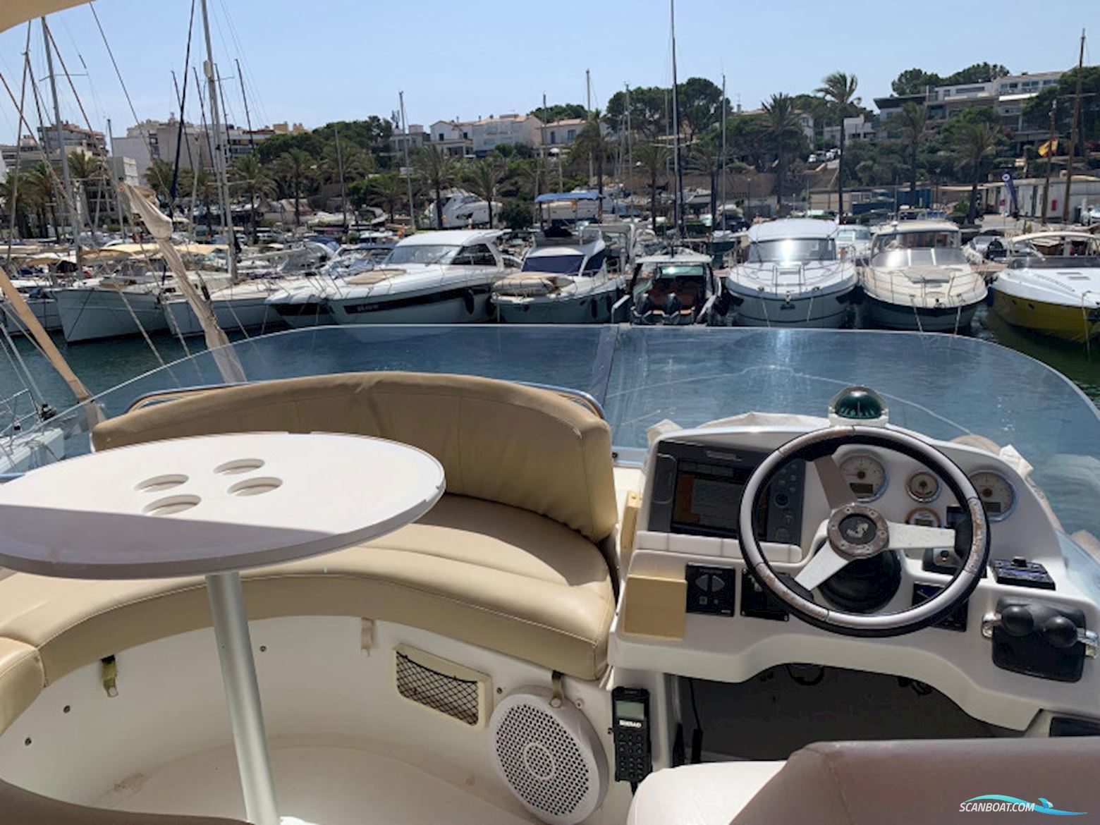 Beneteau Antares 12 Cruising Fly