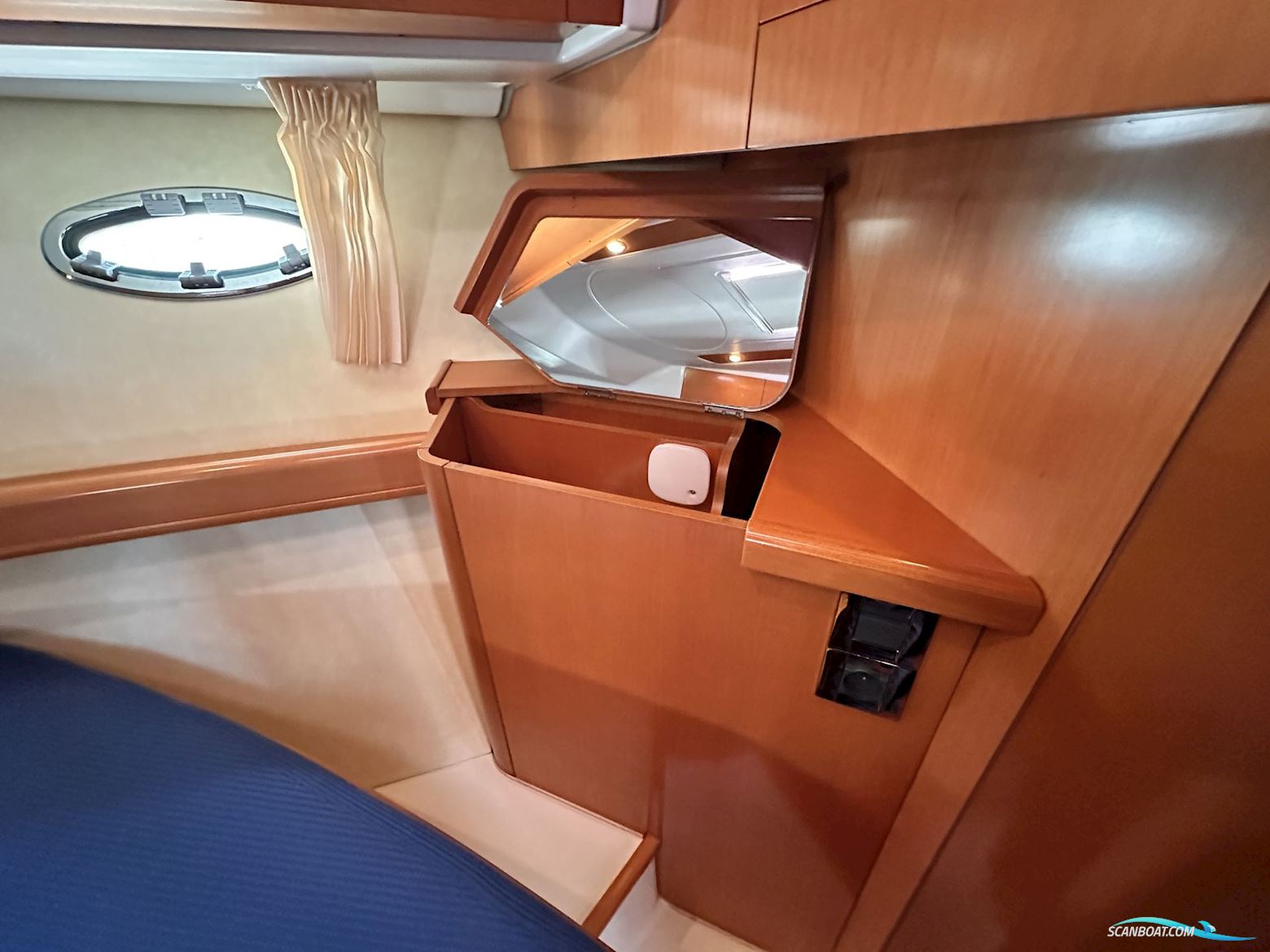 Bénéteau Antares 12