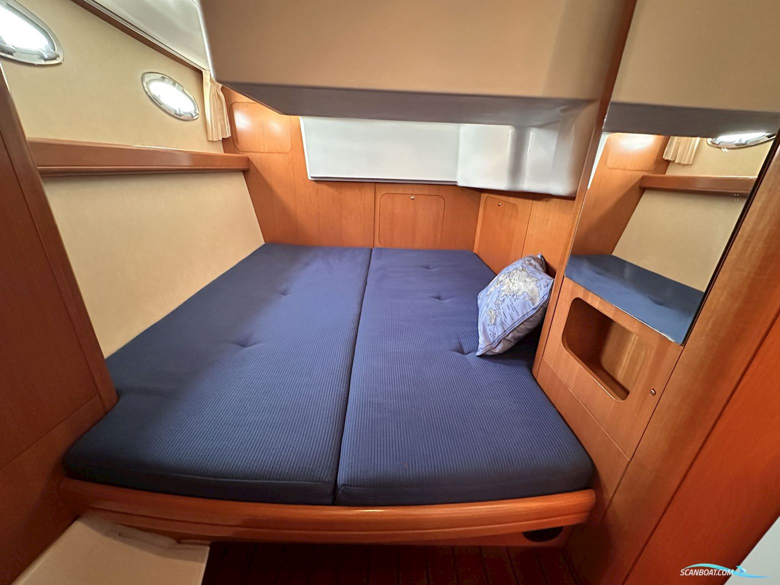 Bénéteau Antares 12