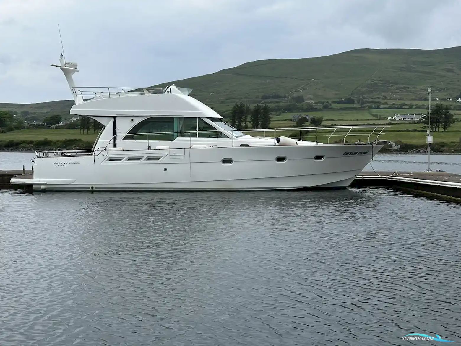 Beneteau Antares 13.80 Motorbåd 2005, med Volvo motor, Irland