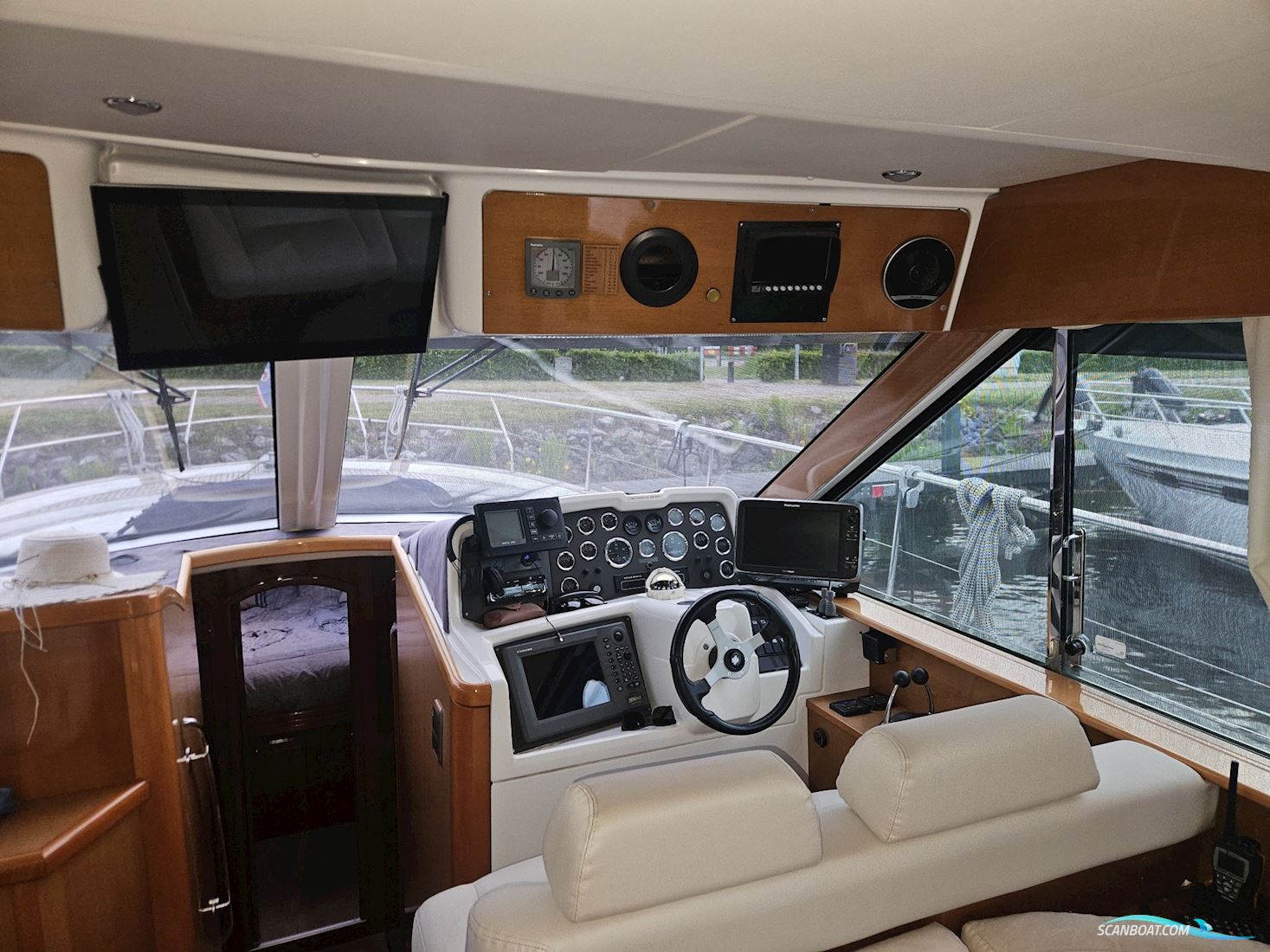 Beneteau Antares 13.80