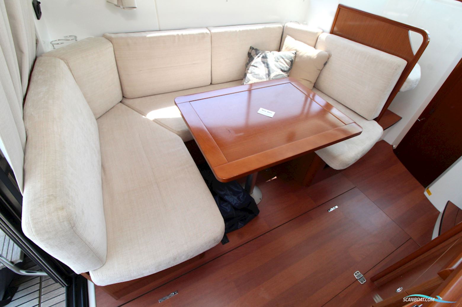 Beneteau Antares 30 Fly