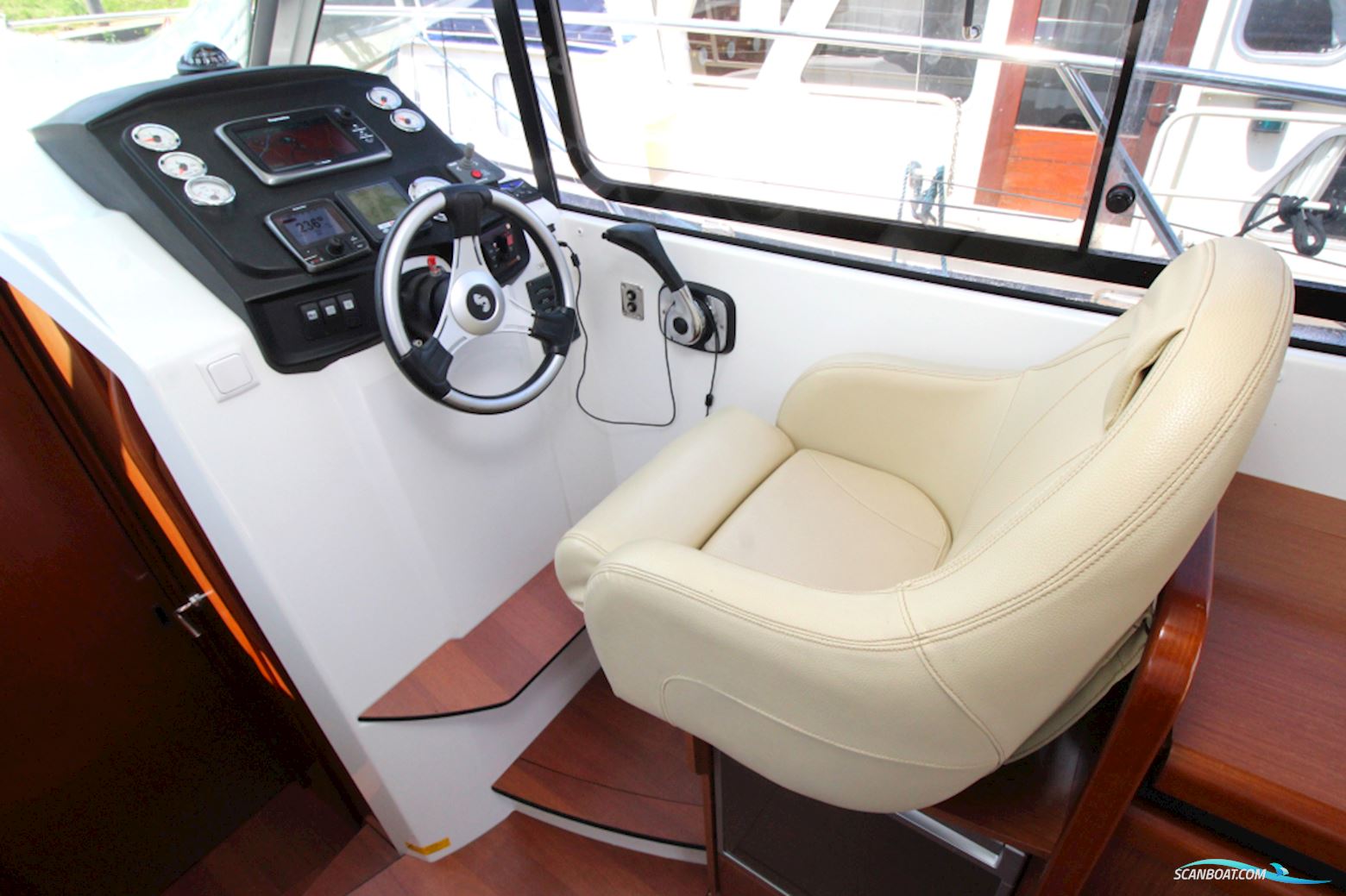 Beneteau Antares 30 Fly
