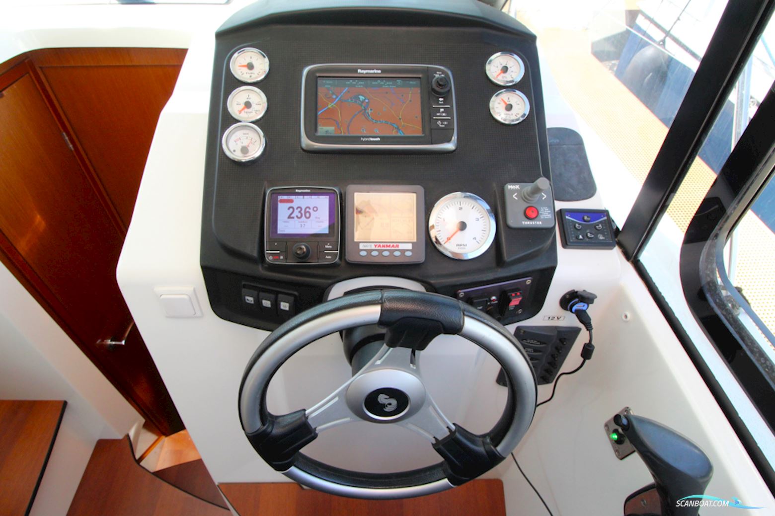 Beneteau Antares 30 Fly