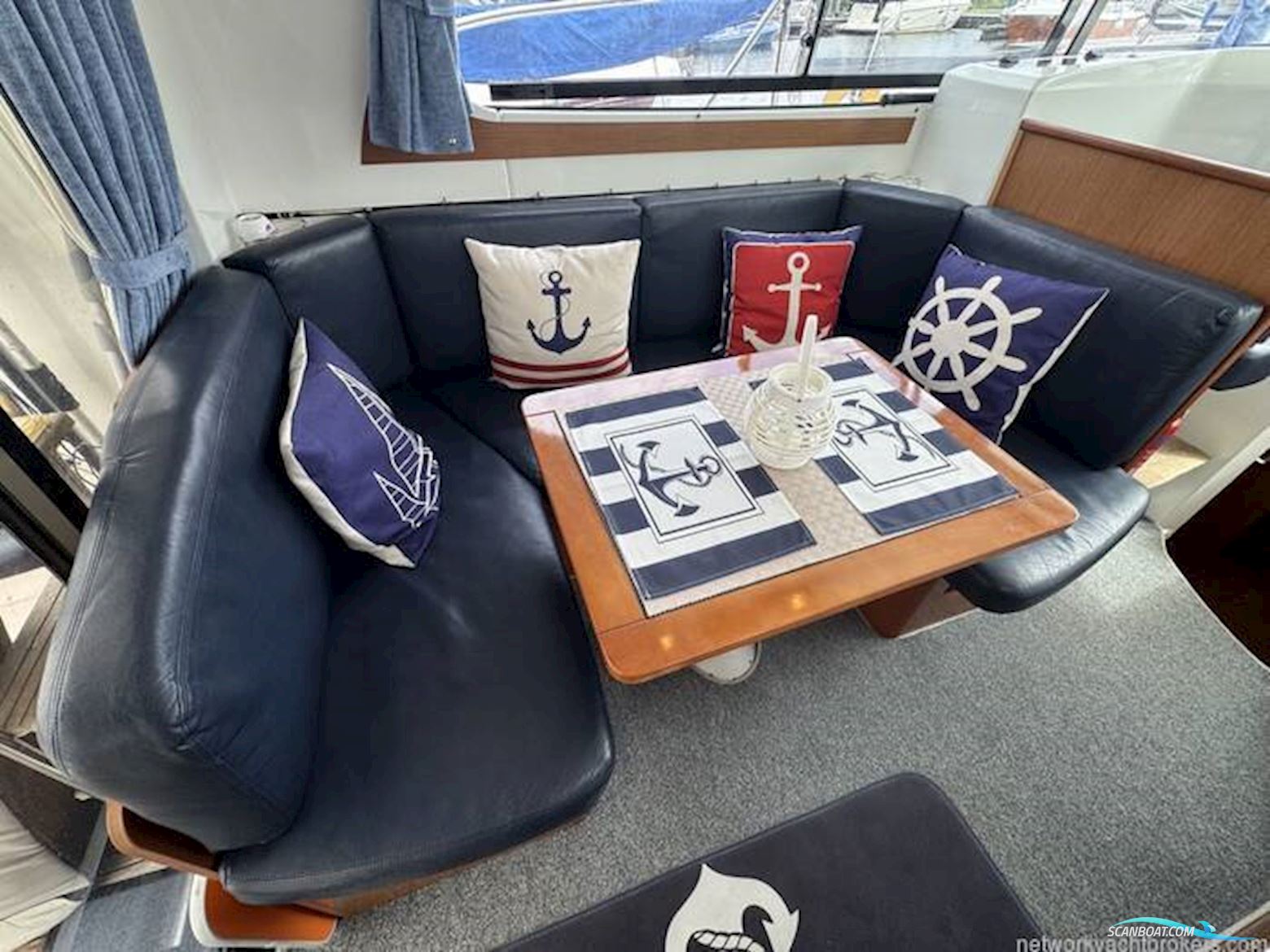 Beneteau Antares 30