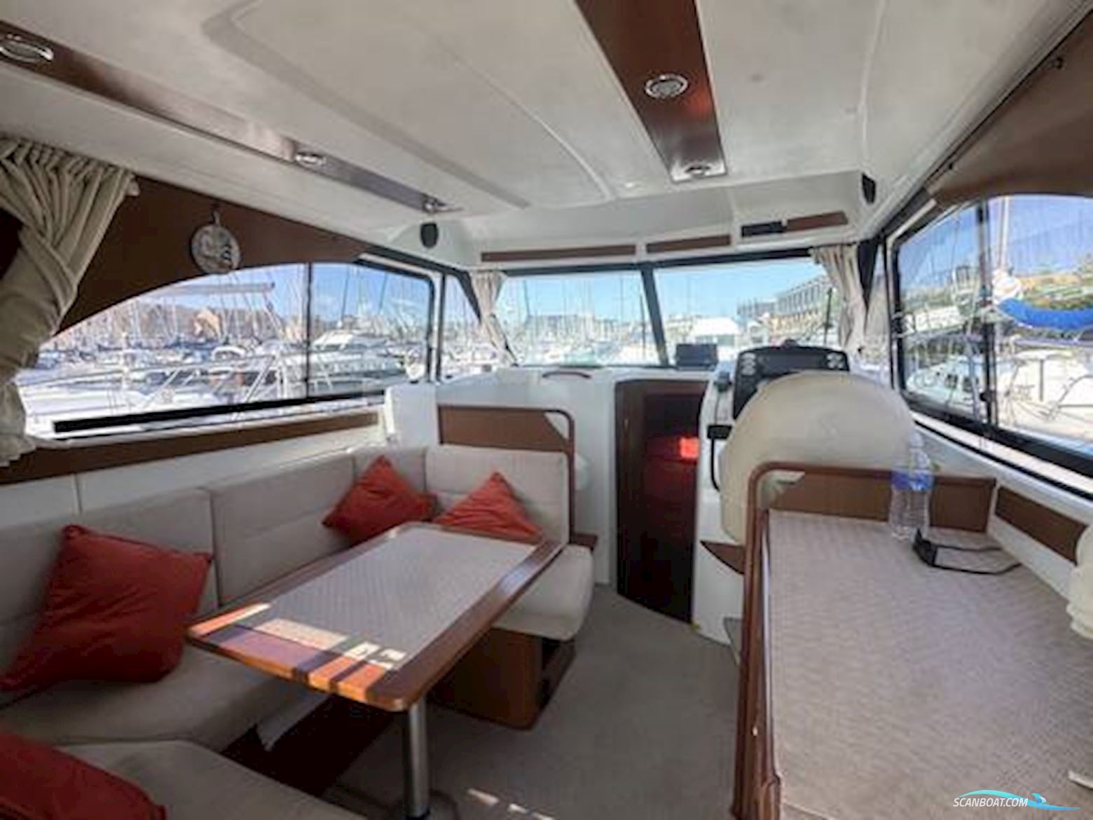 Beneteau Antares 30