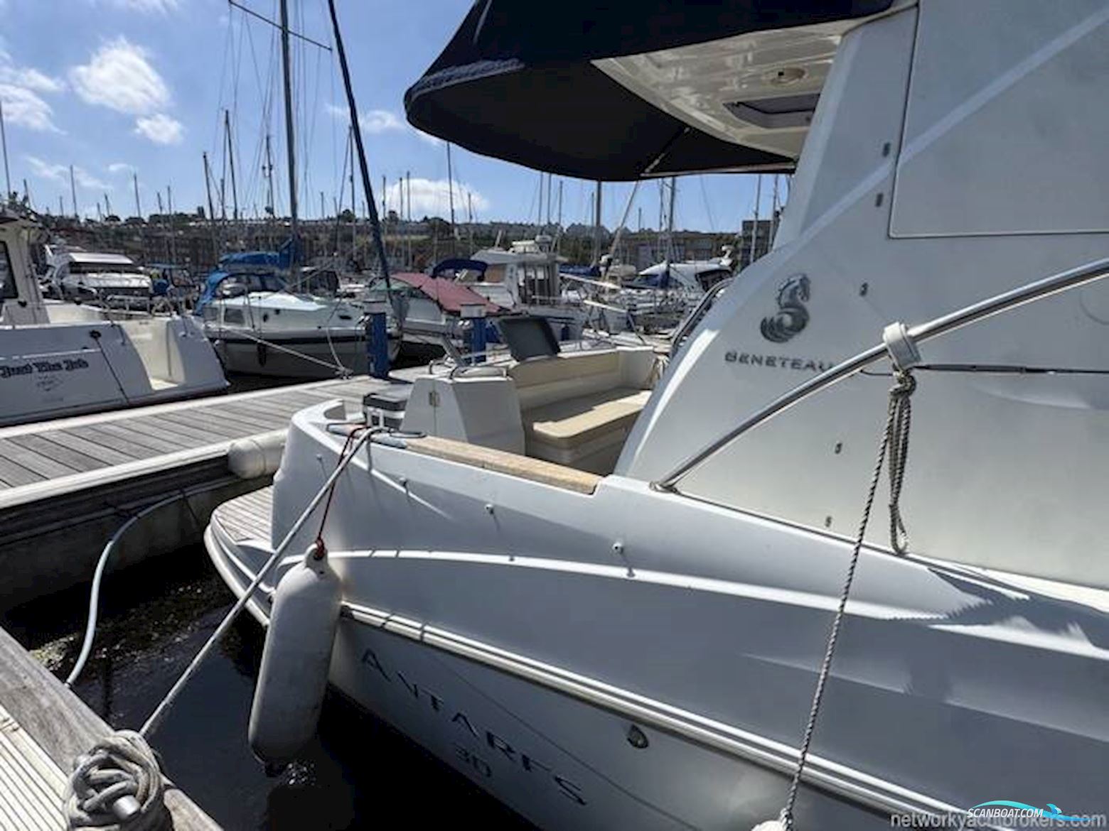 Beneteau Antares 30