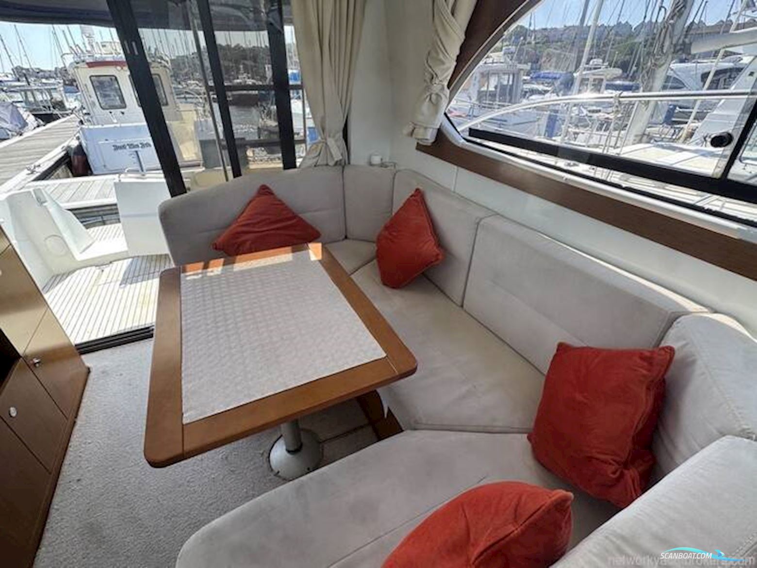 Beneteau Antares 30