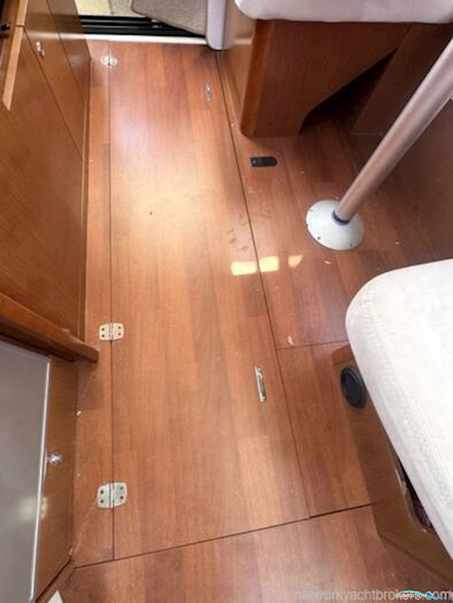 Beneteau Antares 30