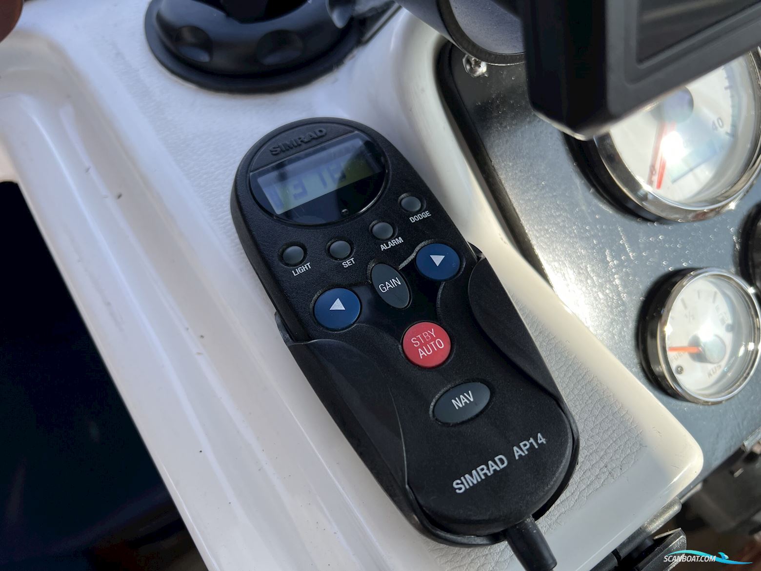 Beneteau Antares 620