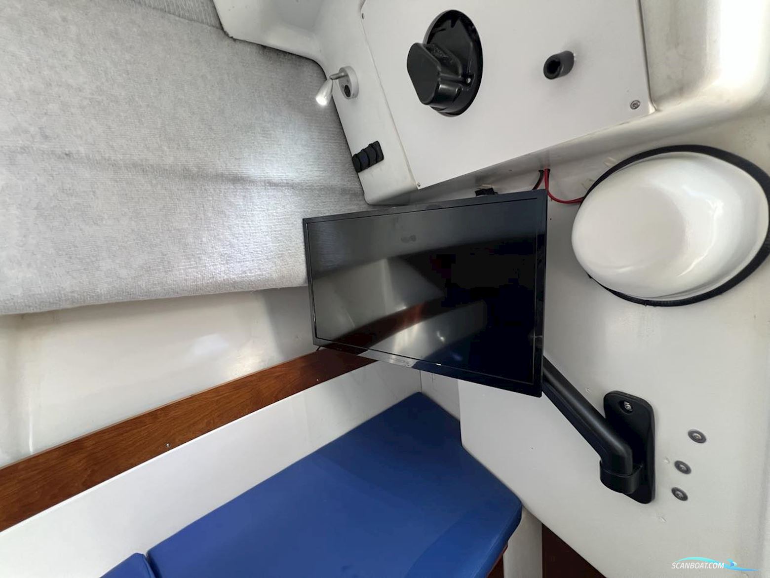 Beneteau Antares 620