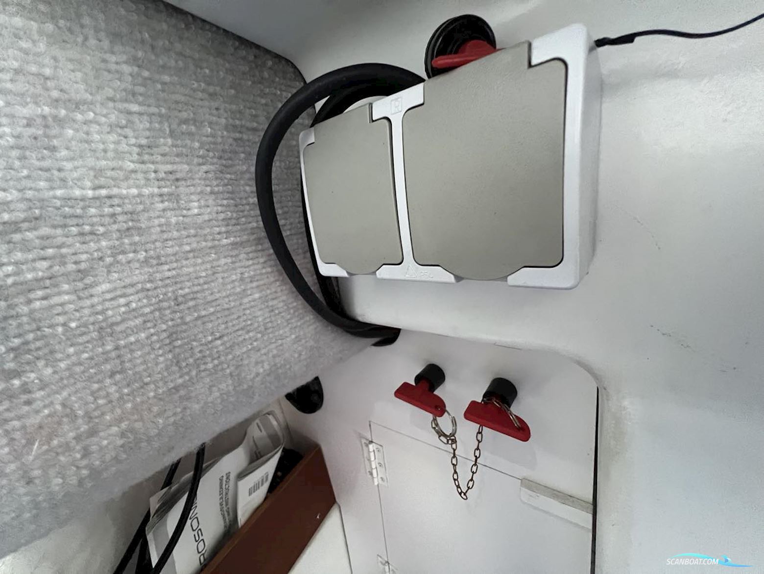 Beneteau Antares 620