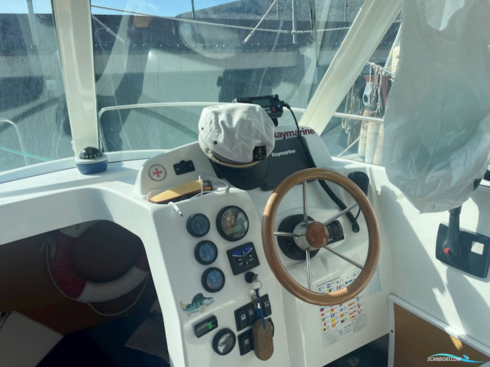 Beneteau Antares 650