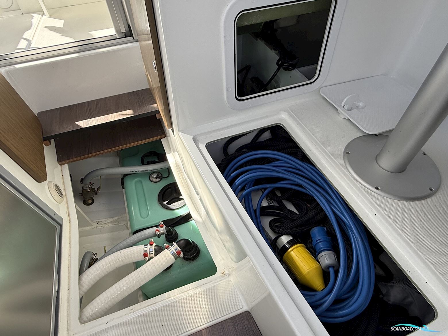 Beneteau Antares 7