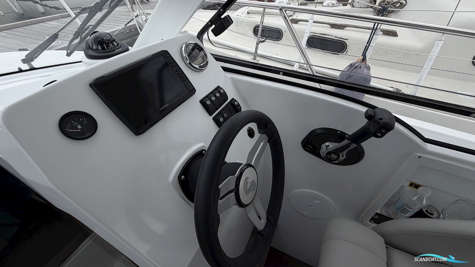 Beneteau Antares 7