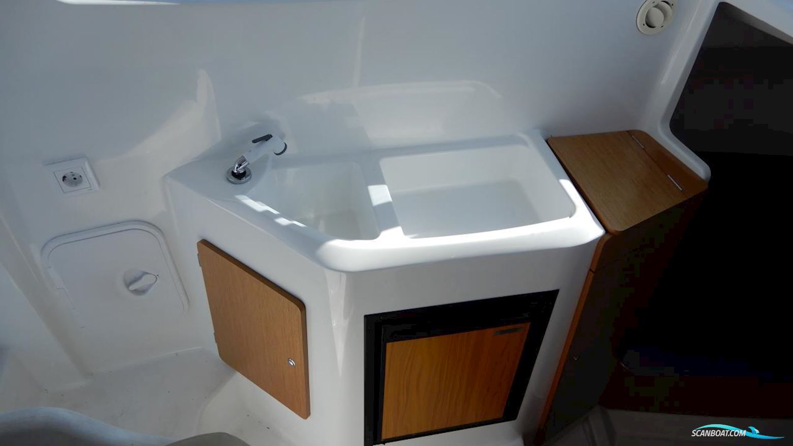 Beneteau Antares 7.1