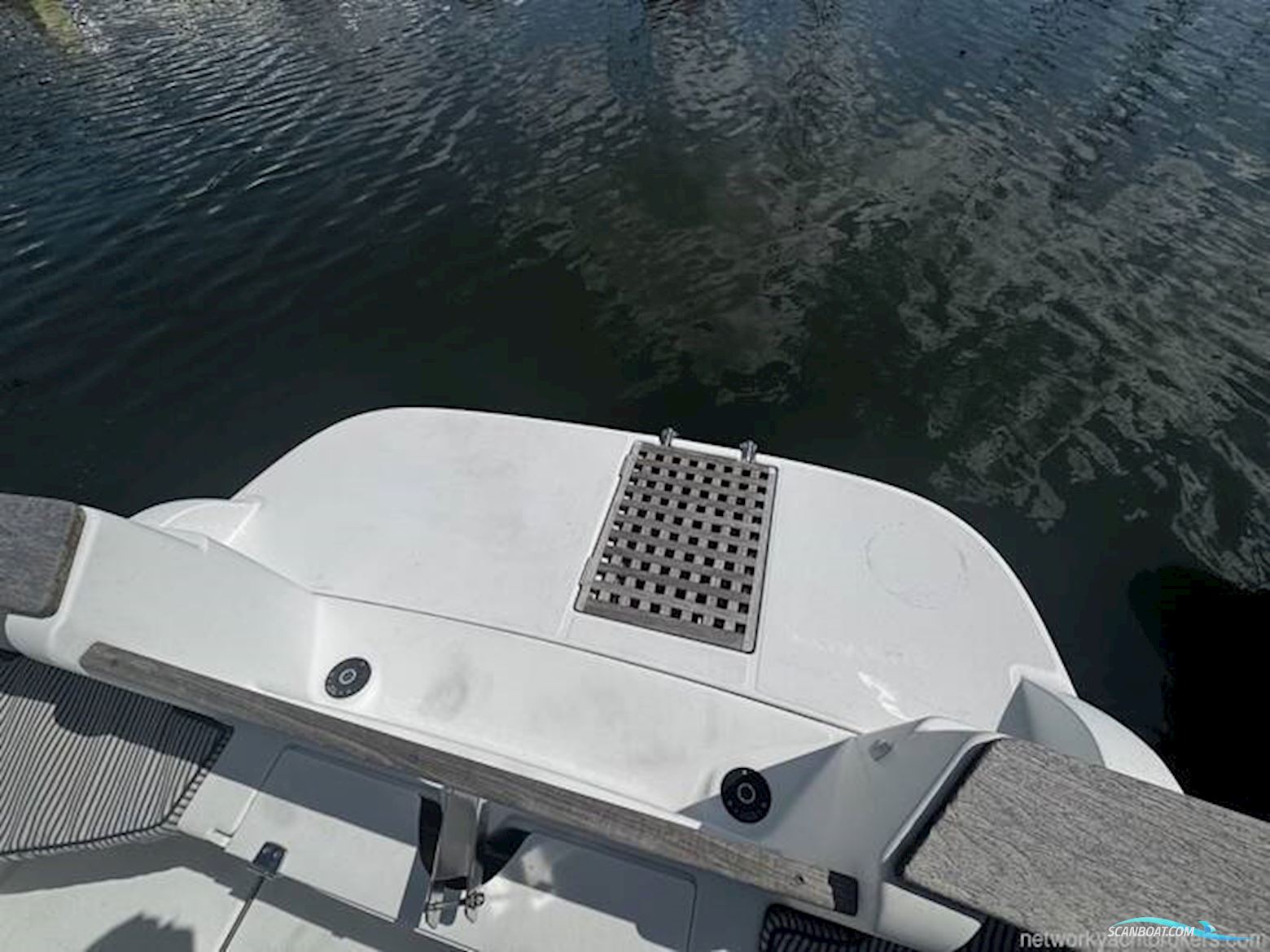 Beneteau Antares 710