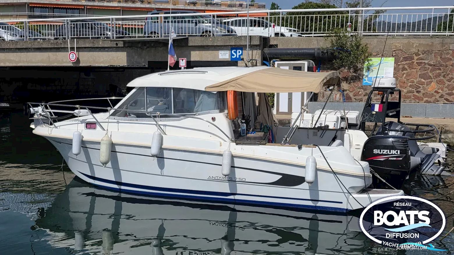 Beneteau Antares 750 HB Motorbåd 2011, med Suzuki motor, Frankrig
