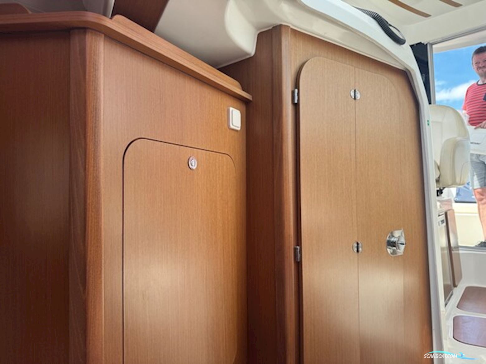 Beneteau Antares 780 Med 225 hk Yamaha-Efi 4 Takt V6 - Solgt