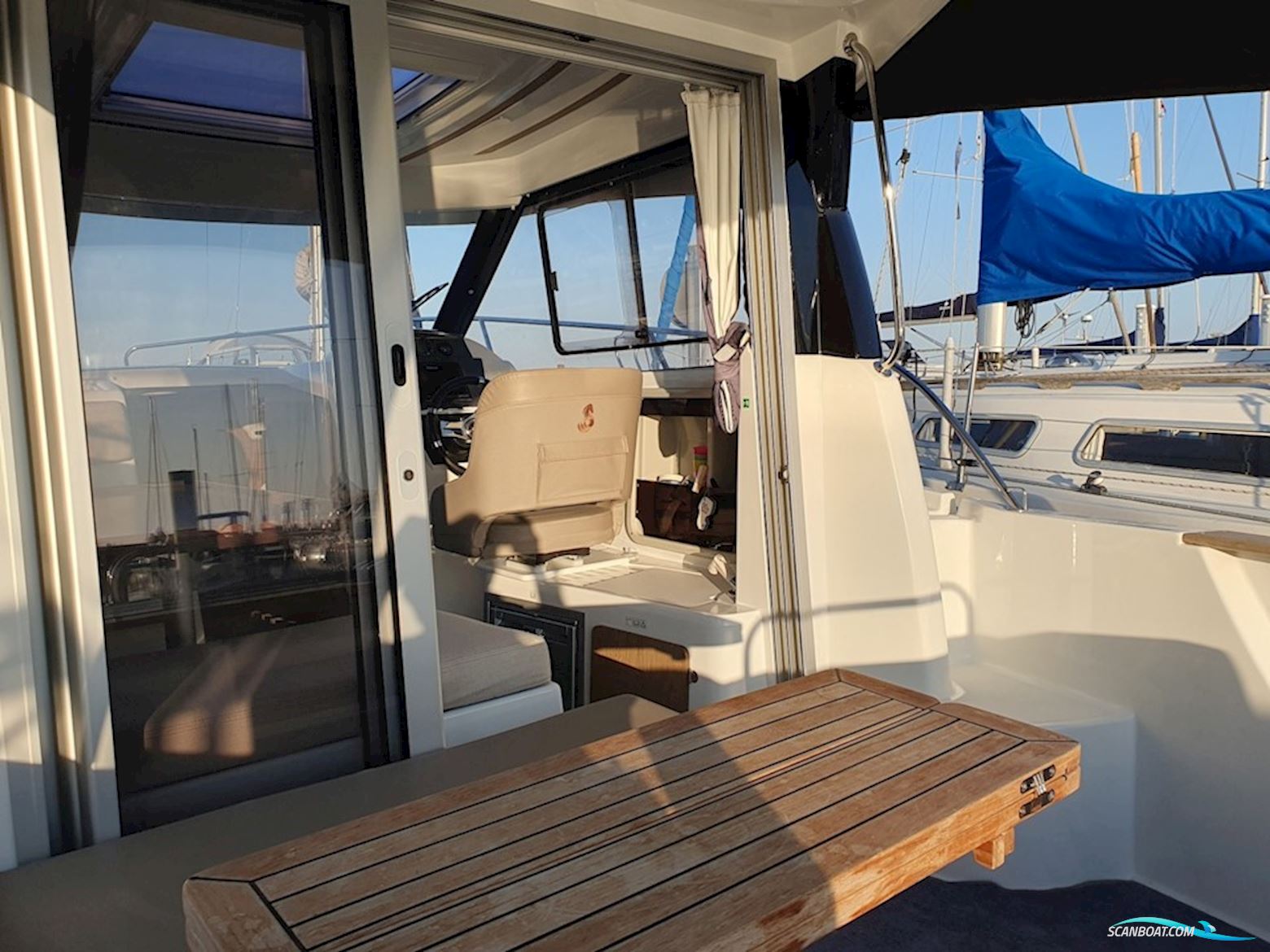 Beneteau Antares 780