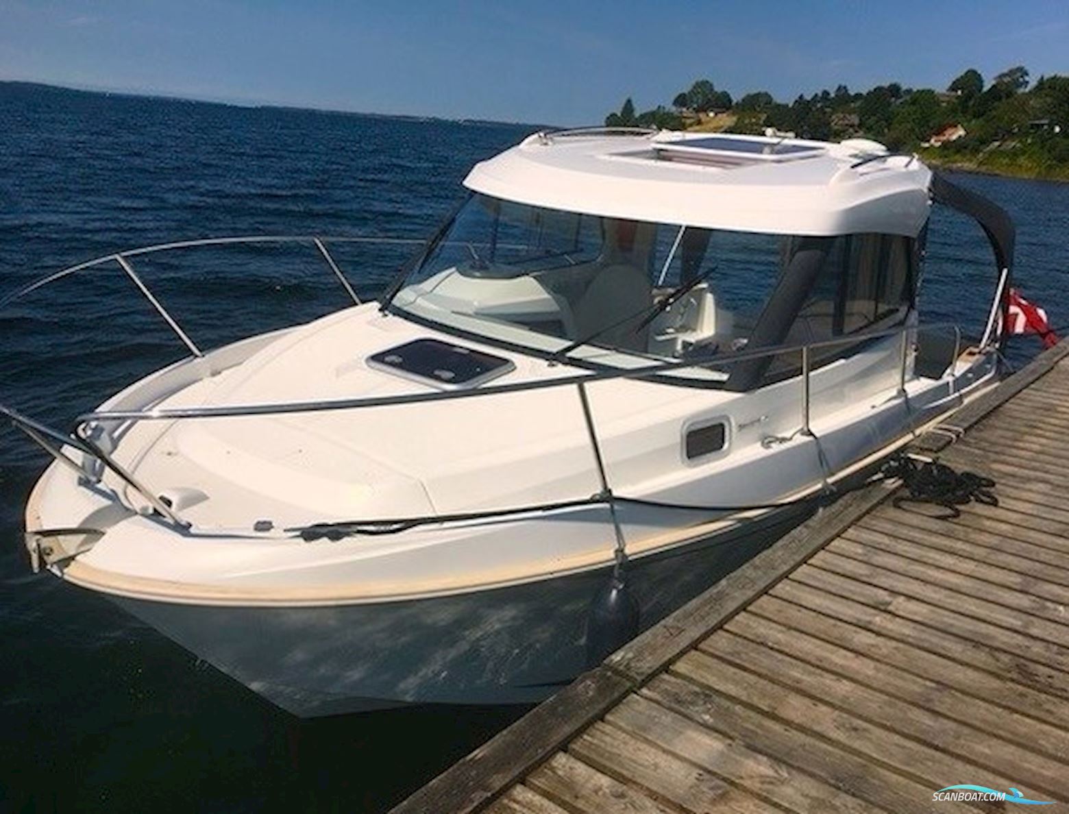 Beneteau Antares 7.80 Til Salg – Yamaha 150 HK – Veludstyret Kabinebåd Fra 2013