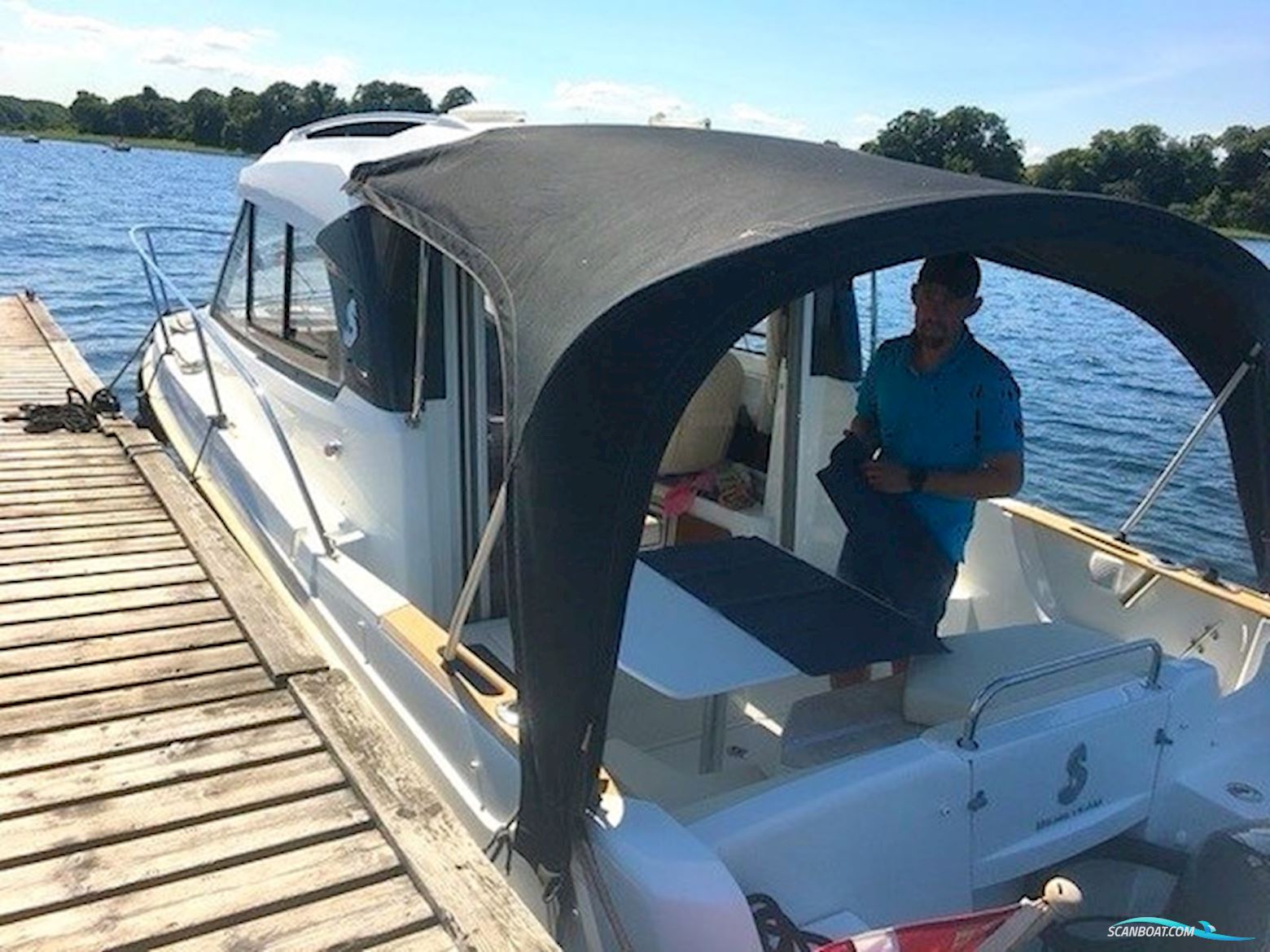Beneteau Antares 7.80 Til Salg – Yamaha 150 HK – Veludstyret Kabinebåd Fra 2013