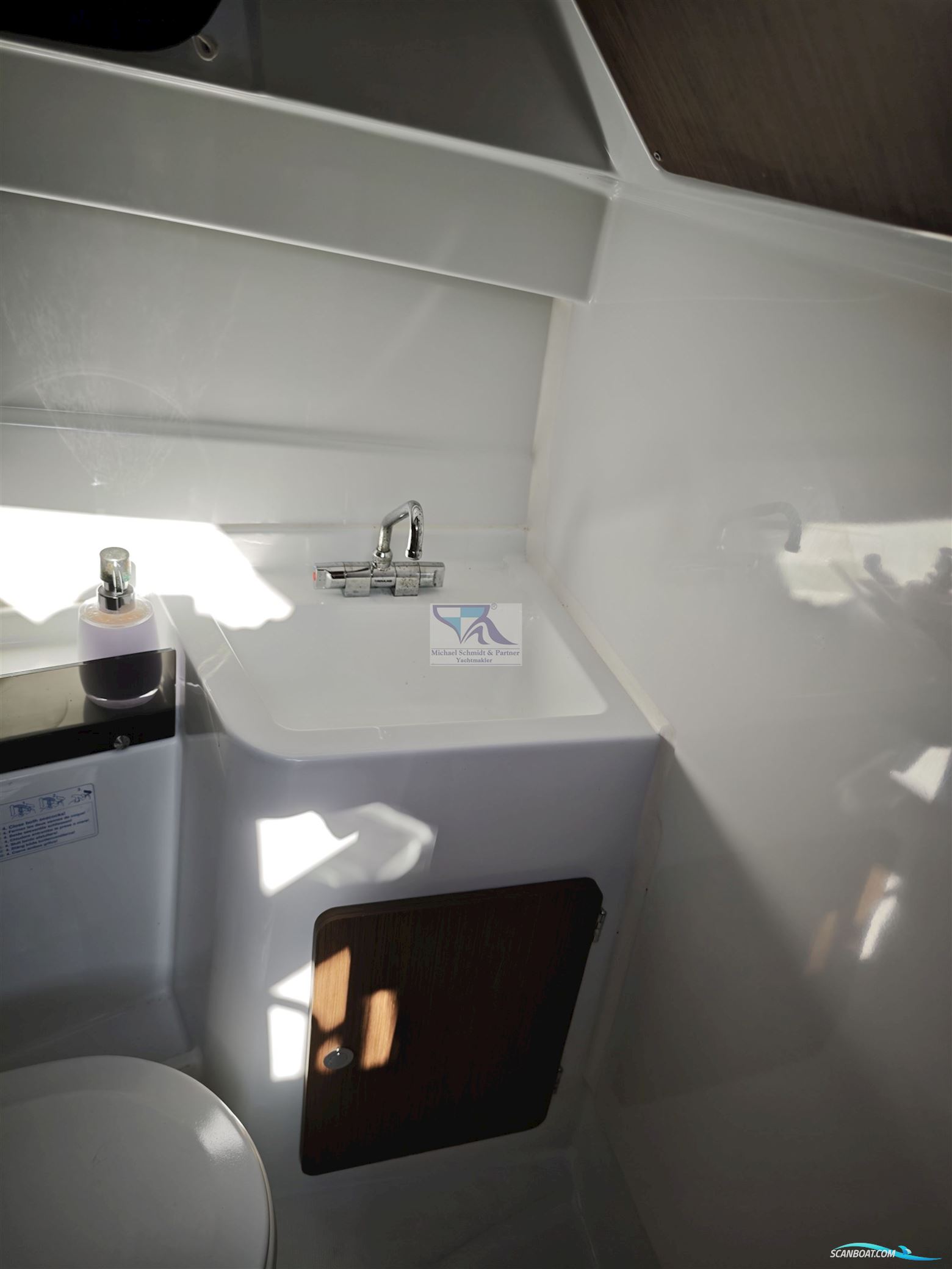 Beneteau ANTARES 8 AB