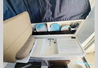 Beneteau Antares 8 OB Motorbåd 2018, med Suzuki motor, Tyskland