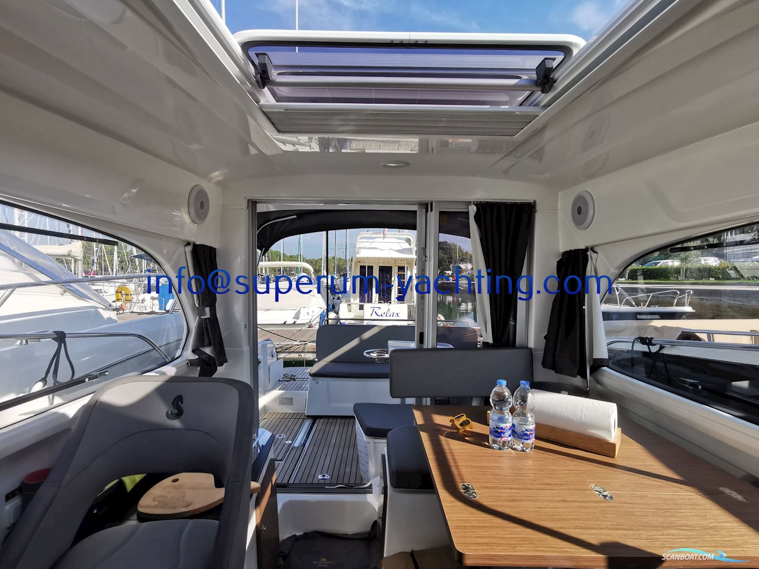 Beneteau Antares 8