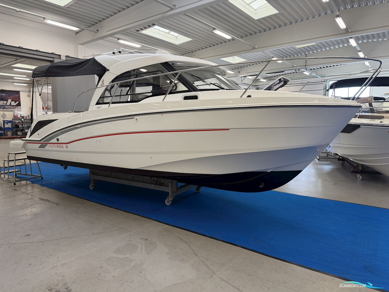 Beneteau Antares 8 Motorbåd 2017, med Mercury 150 hk 4-Takt motor, Danmark